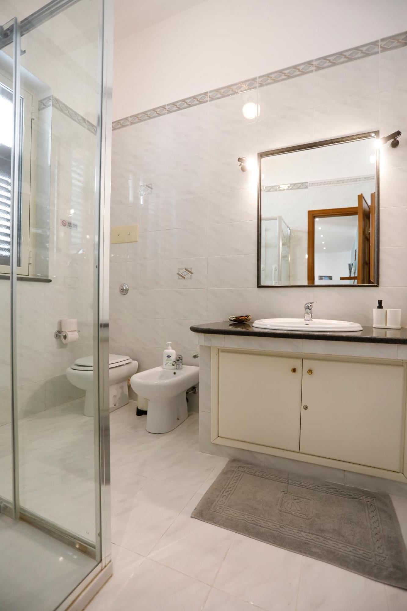 Biddizzi Apartment Palermo Luaran gambar